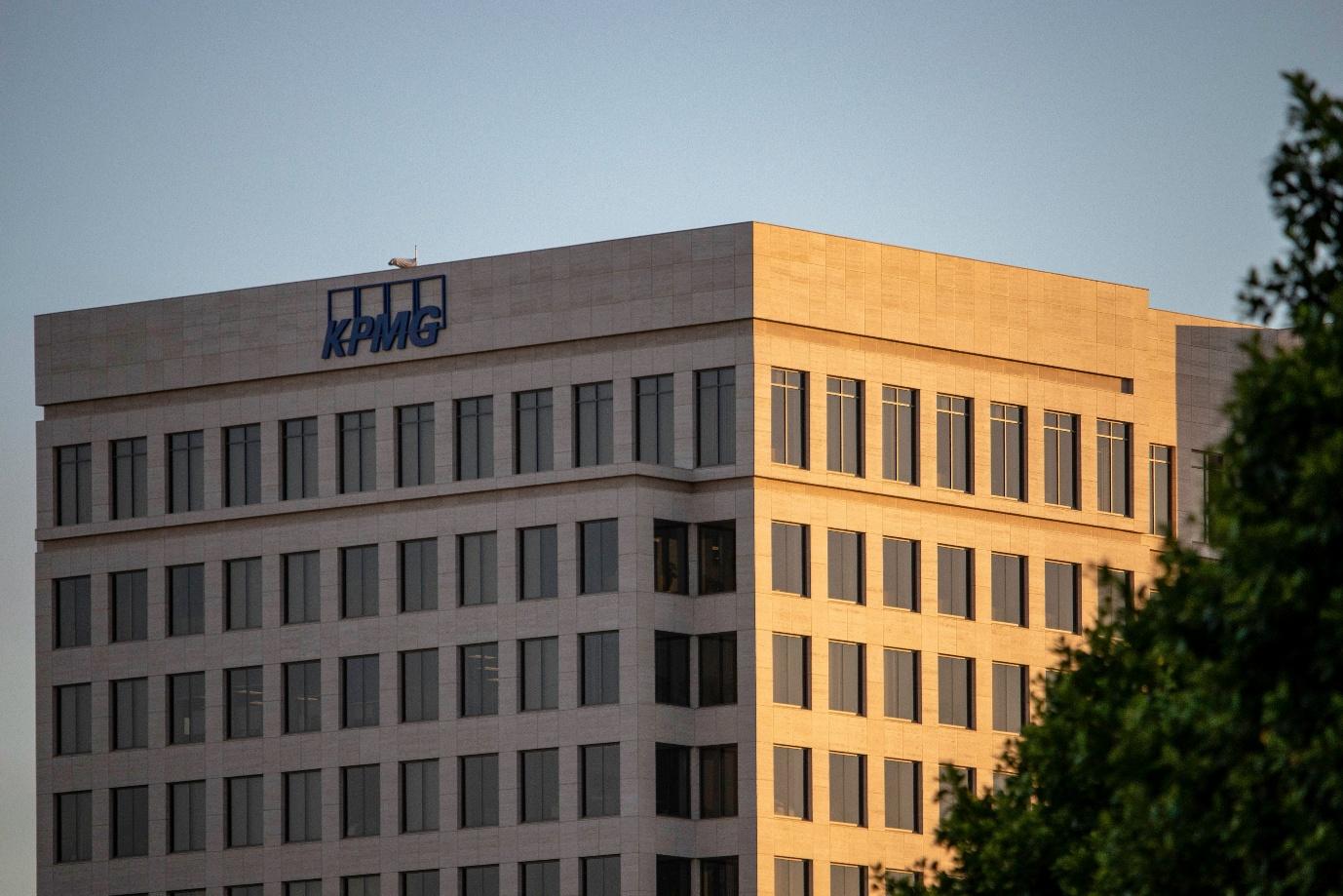 KPMG Mission Statement Analysis Featured Image by Sven Piper